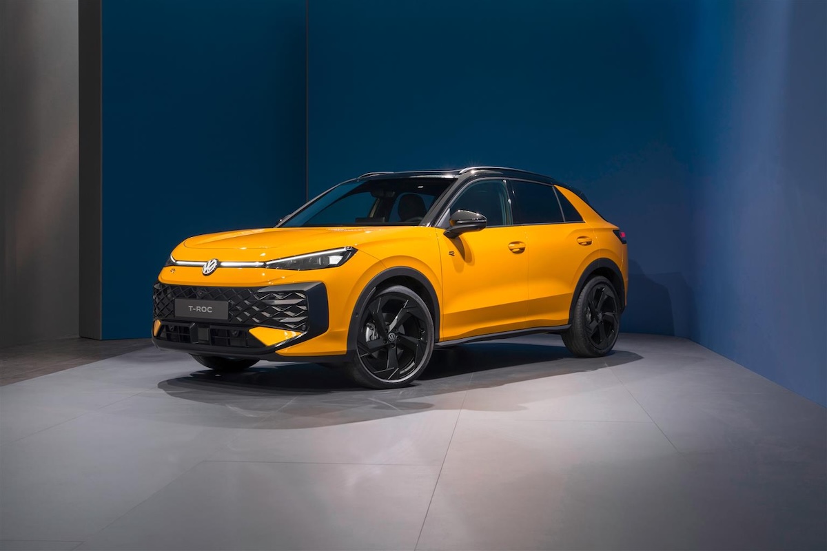 Nuova Volkswagen T-Roc: in Italia da 33.900 euro con motori ibridi Nuova Volkswagen T-Roc: in Italia da 33.900 euro con motori ibridi