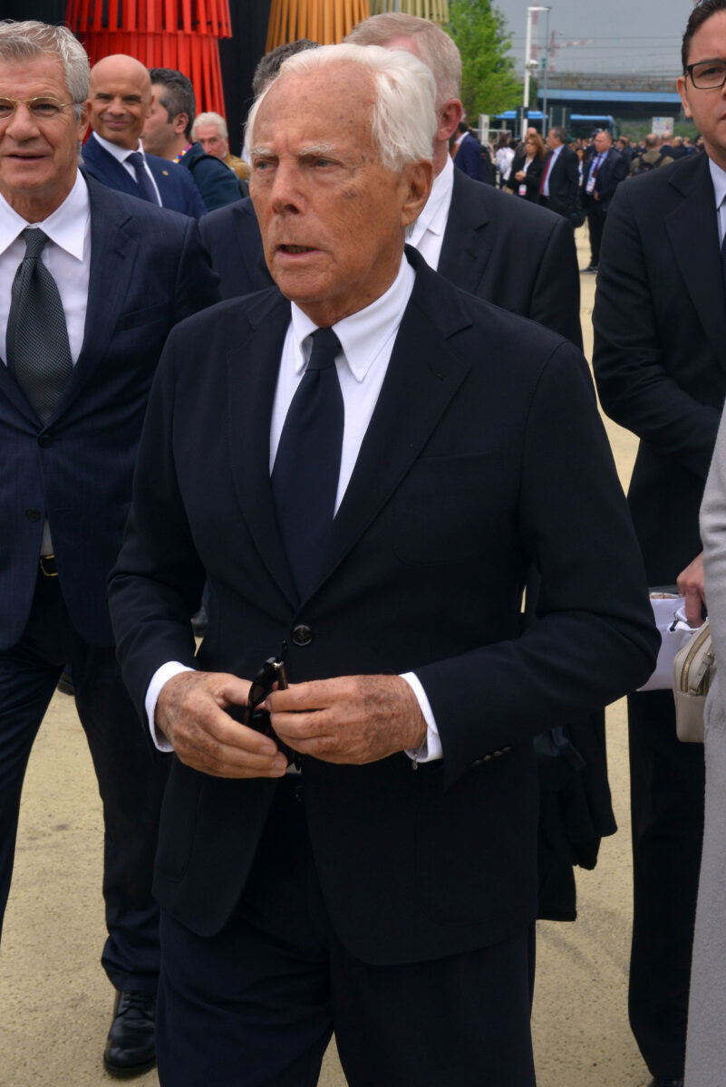 Re Giorgio addio, le foto più belle di Armani raccolte in una gallery Re Giorgio addio, le foto più belle di Armani raccolte in una gallery