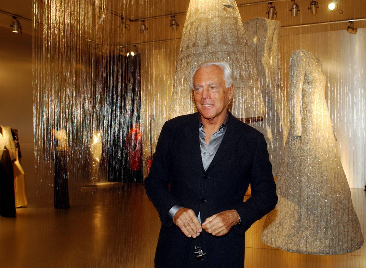 Re Giorgio addio, le foto più belle di Armani raccolte in una gallery Re Giorgio addio, le foto più belle di Armani raccolte in una gallery