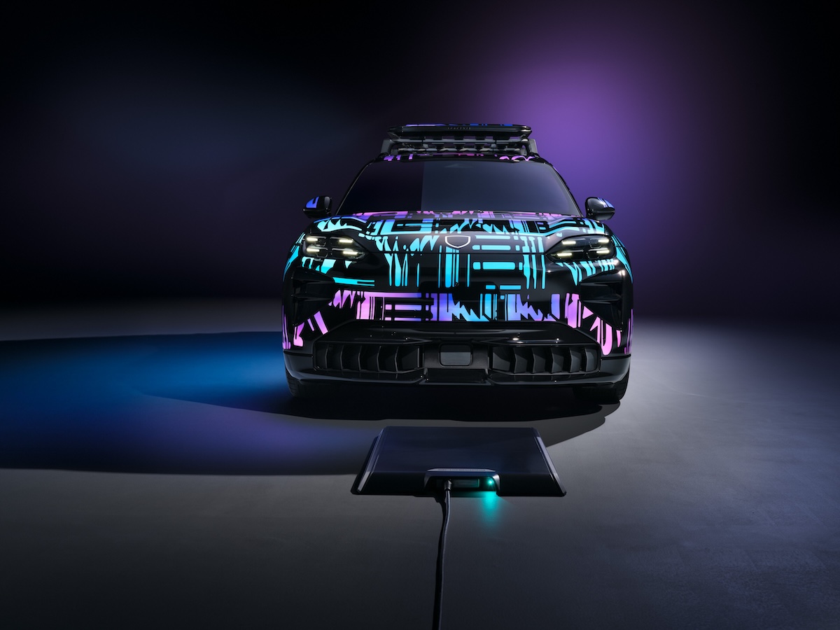 Ricarica elettrica facile: Porsche lancia il wireless charging