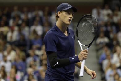 Jannik Sinner batte Auger-Aliassime e conquista la finale degli US Open contro Alcaraz