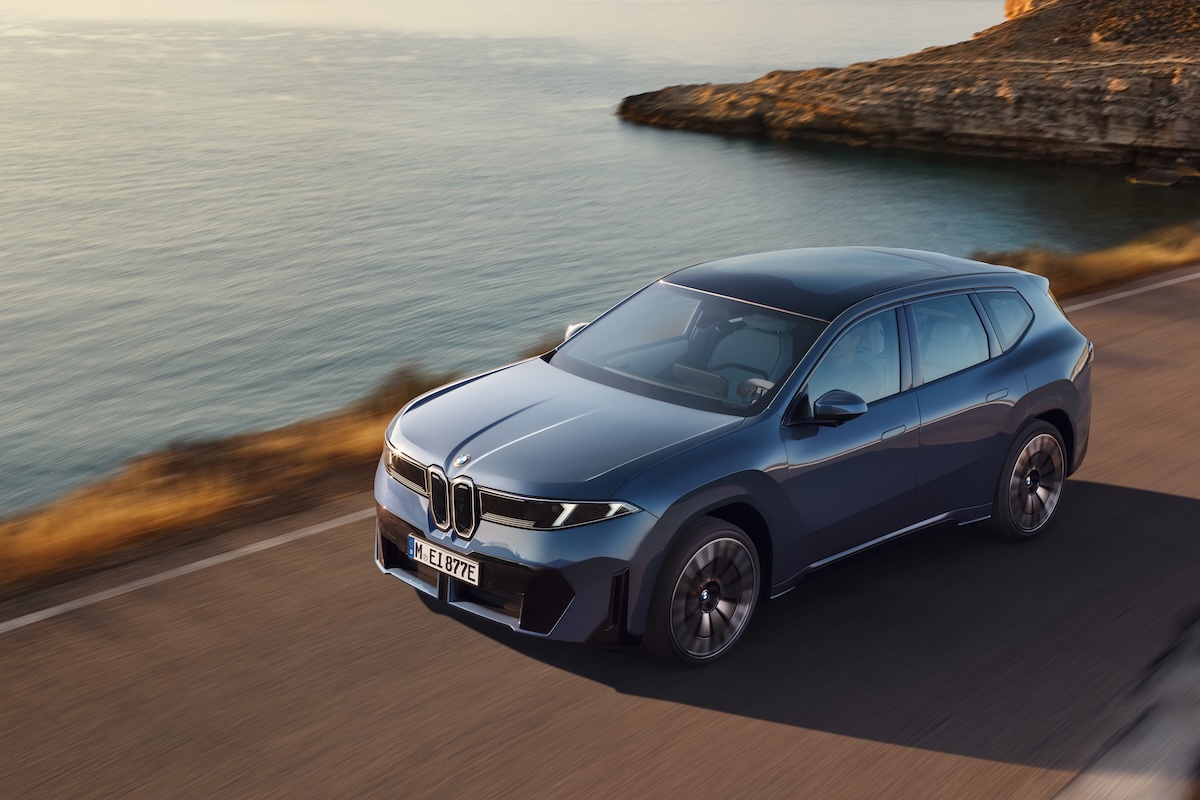 BMW iX3: debutta la Neue Klasse con Panoramic iDrive BMW iX3: debutta la Neue Klasse con Panoramic iDrive