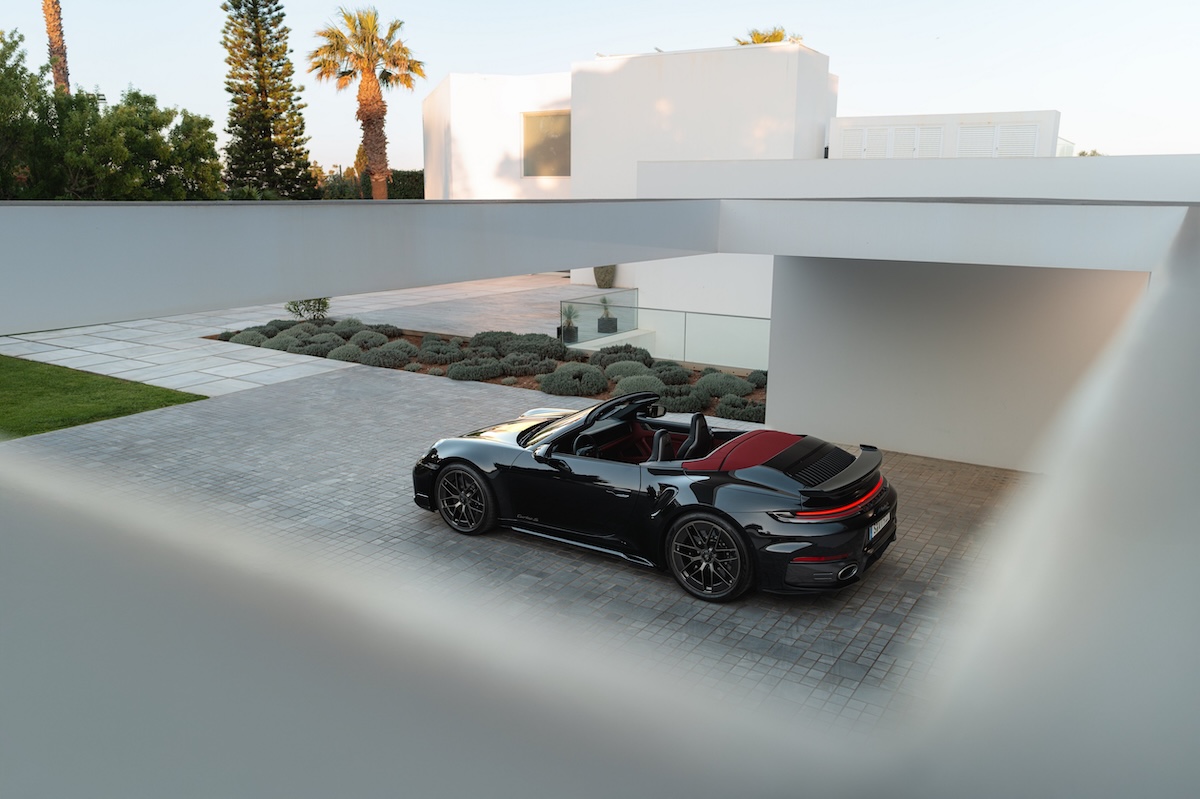 IAA 2025: debutta la nuova Porsche 911 Turbo S T-Hybrid da 711 CV IAA 2025: debutta la nuova Porsche 911 Turbo S T-Hybrid da 711 CV