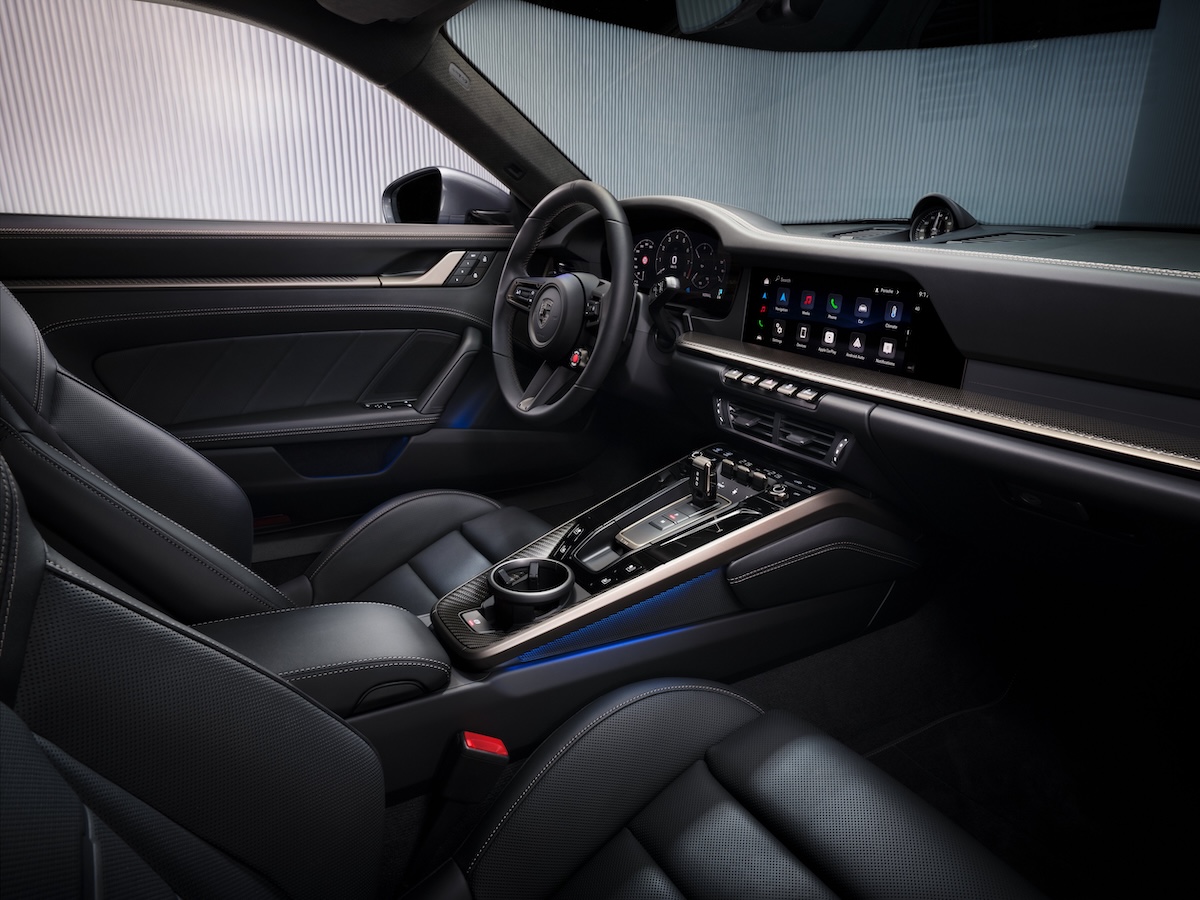 IAA 2025: debutta la nuova Porsche 911 Turbo S T-Hybrid da 711 CV IAA 2025: debutta la nuova Porsche 911 Turbo S T-Hybrid da 711 CV