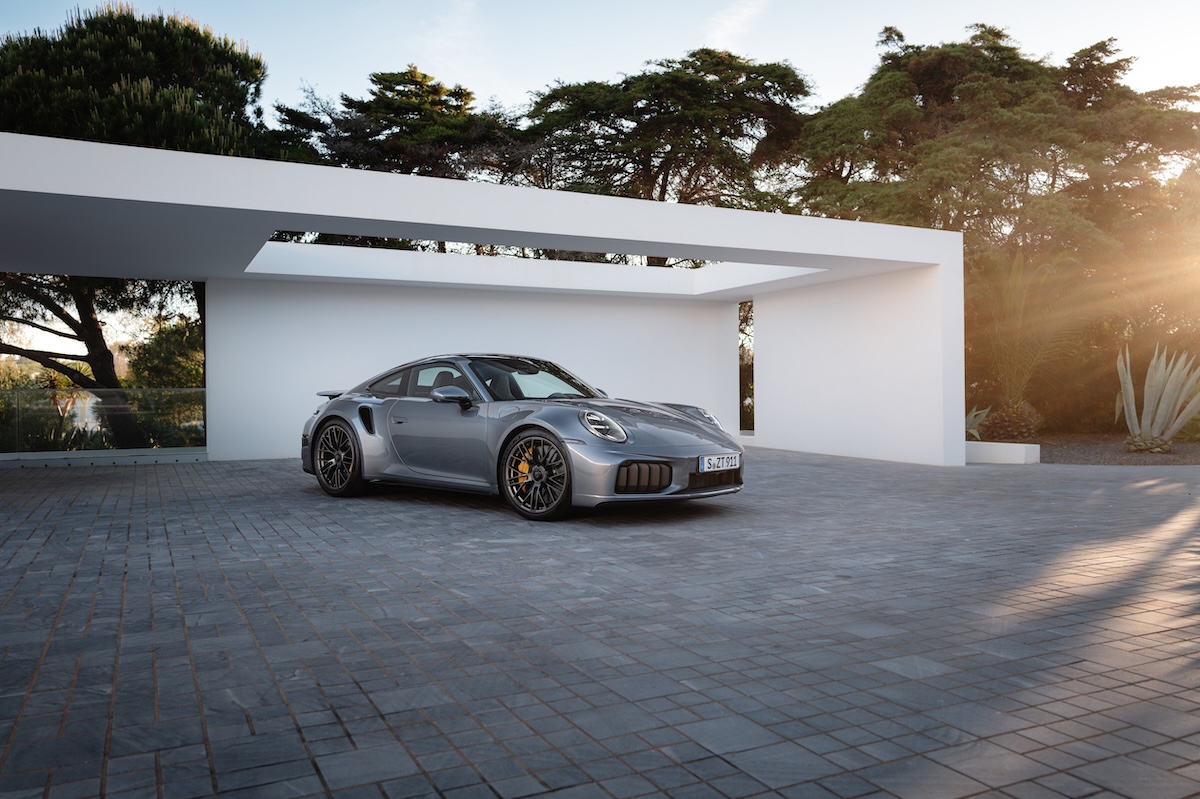 IAA 2025: debutta la nuova Porsche 911 Turbo S T-Hybrid da 711 CV IAA 2025: debutta la nuova Porsche 911 Turbo S T-Hybrid da 711 CV