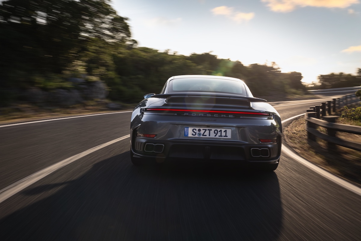 IAA 2025: debutta la nuova Porsche 911 Turbo S T-Hybrid da 711 CV IAA 2025: debutta la nuova Porsche 911 Turbo S T-Hybrid da 711 CV
