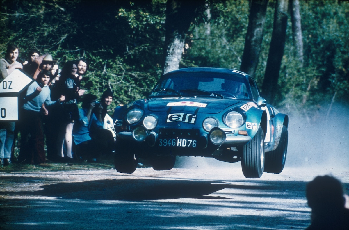 Alpine e le donne in gara: storia e futuro al Goodwood Revival Alpine e le donne in gara: storia e futuro al Goodwood Revival