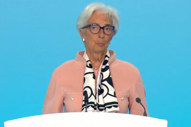 Bce, nessun taglio dei tassi in vista ma il ciclo non è finito: ora la preoccupazione di Lagarde è la politica francese