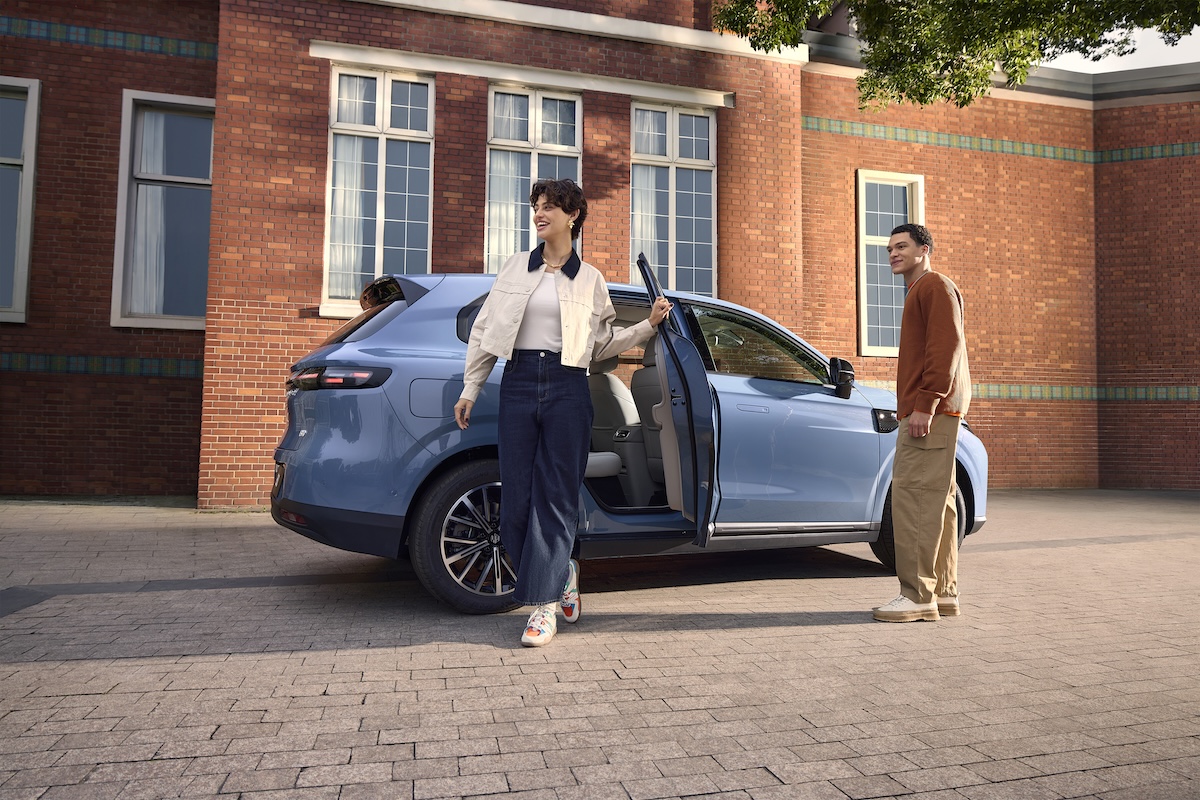 IAA 2025: Leapmotor svela la B05 e lancia il SUV elettrico B10