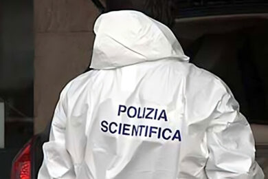Operaio morto in centro a Roma, schiacciato da un macchinario: nulla da fare. È il quarto incidente in un solo giorno