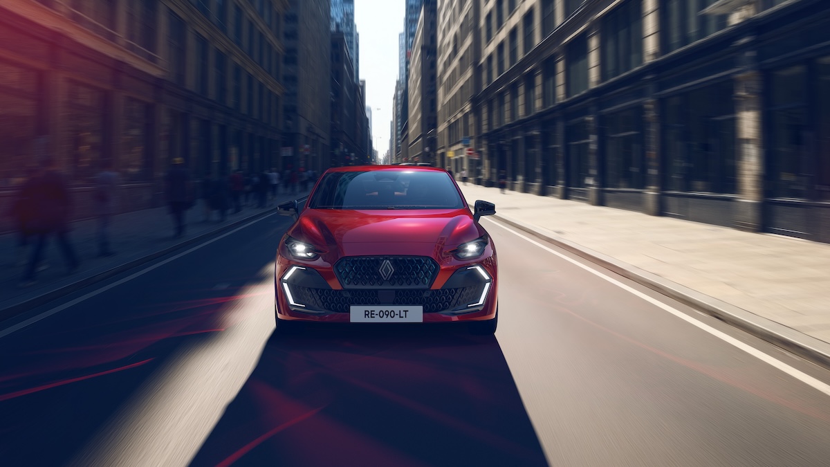 IAA 2025: Renault svela la Clio, rivoluzione ibrida da 160 cv