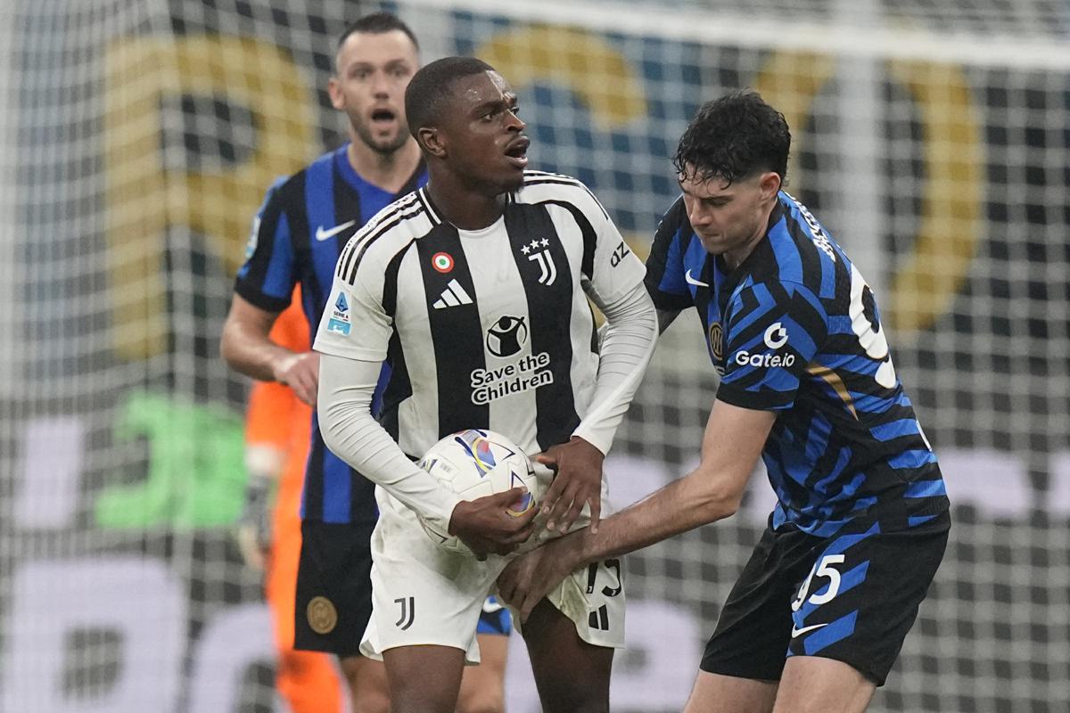 Juventus-Inter nella storia, Refcam al via nel derby d’Italia e in serie A – Cos’è e come funziona / “Giornata storica” Juventus-Inter nella storia, Refcam al via nel derby d’Italia e in serie A – Cos’è e come funziona / “Giornata storica”