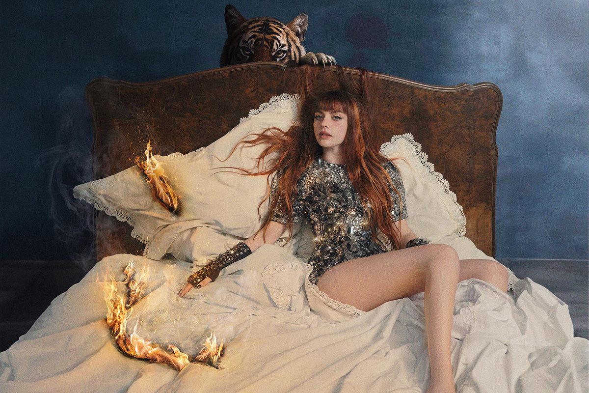 Annalisa lancia il nuovo album “Ma io sono fuoco” sulla scia di Maschio. E prepara il tour autunnale Annalisa lancia il nuovo album “Ma io sono fuoco” sulla scia di Maschio. E prepara il tour autunnale
