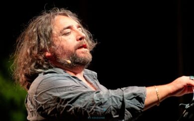 Moussa in paradiso: la giullarata funebre di Giulio Cavalli al C.I.Q. di Milano