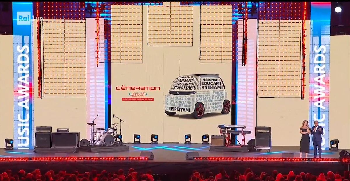 Citroën protagonista ai TIM Music Awards 2025 con AMI elettrica