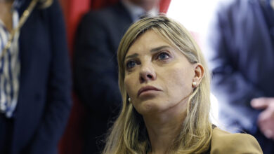 Chi è Giusi Bartolozzi, l’ex braccio destro di Nordio che si è dimessa. Dagli intrighi su Almasri fino ai “plotoni d’esecuzione”