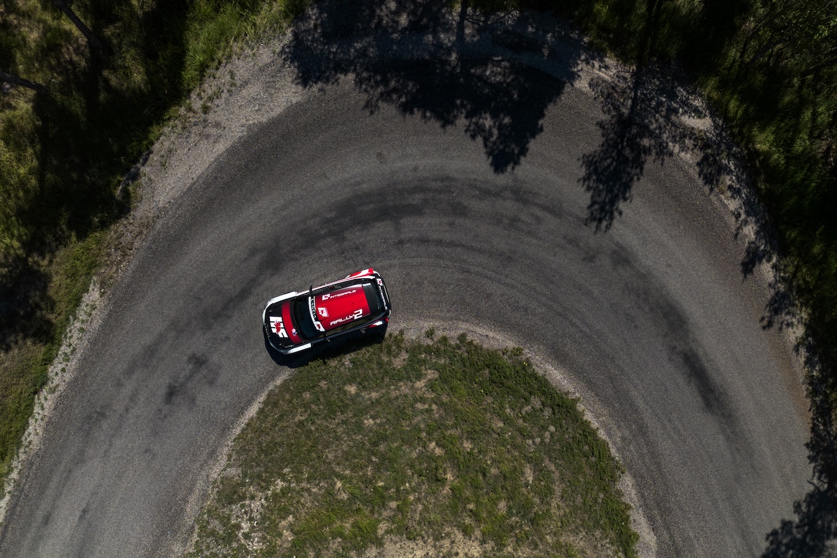 Lancia Rally2 HF Integrale: il mito rinasce con la nuova Ypsilon Lancia Rally2 HF Integrale: il mito rinasce con la nuova Ypsilon