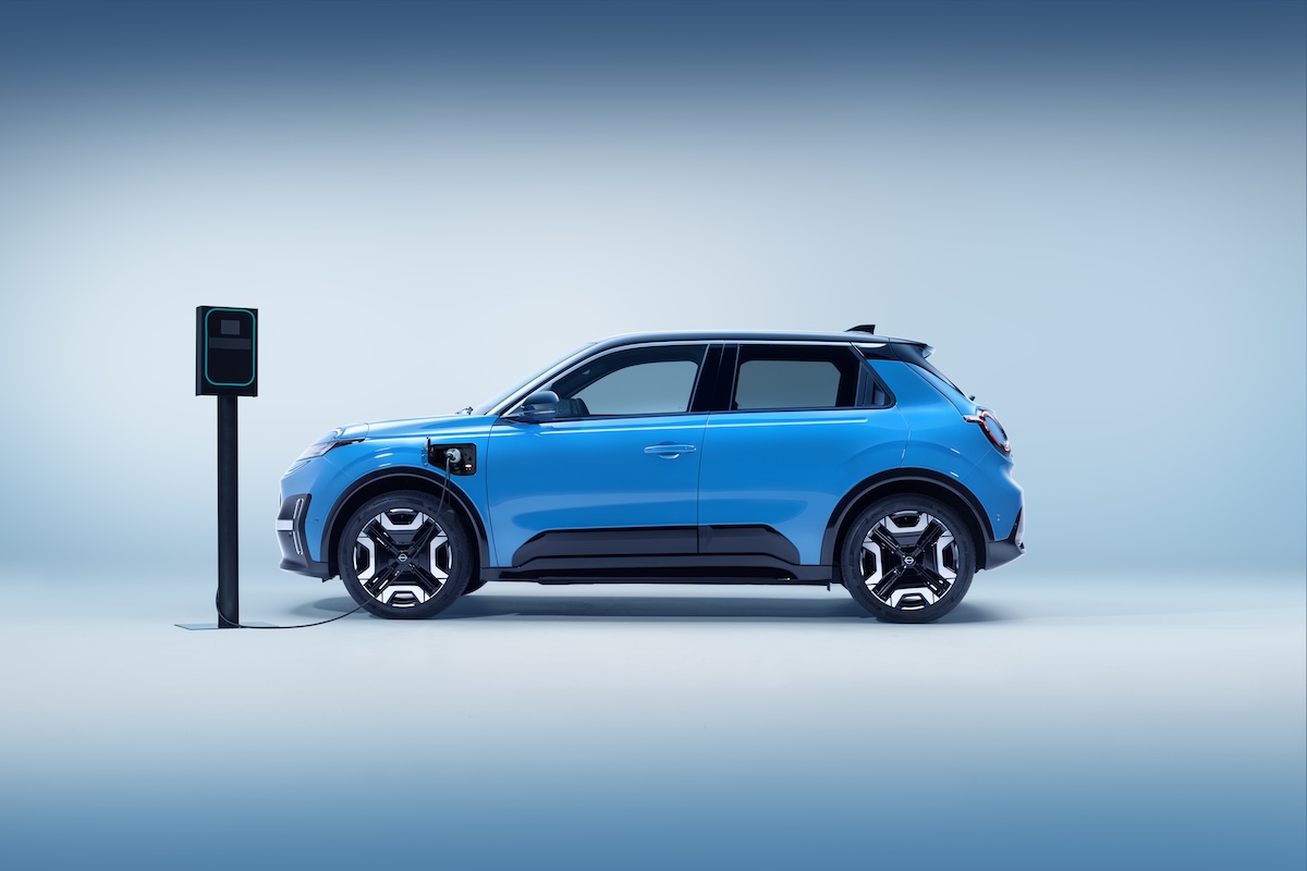 Nuova Nissan Micra elettrica: prezzi, autonomia e incentivi Nuova Nissan Micra elettrica: prezzi, autonomia e incentivi