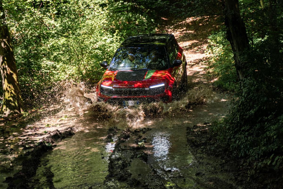 Jeep Avenger protagonista al Kalemana Festival e Wanderlust 108