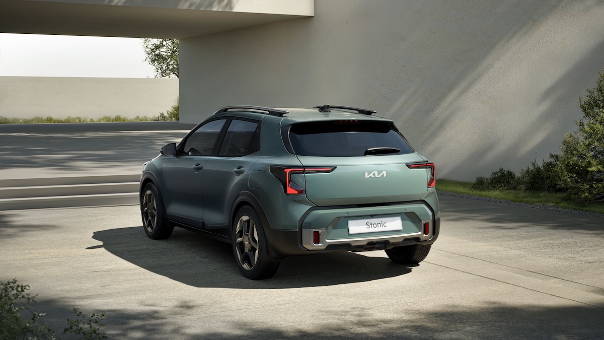 Kia nuova Stonic: il crossover compatto diventa più smart e sicuro Kia nuova Stonic: il crossover compatto diventa più smart e sicuro