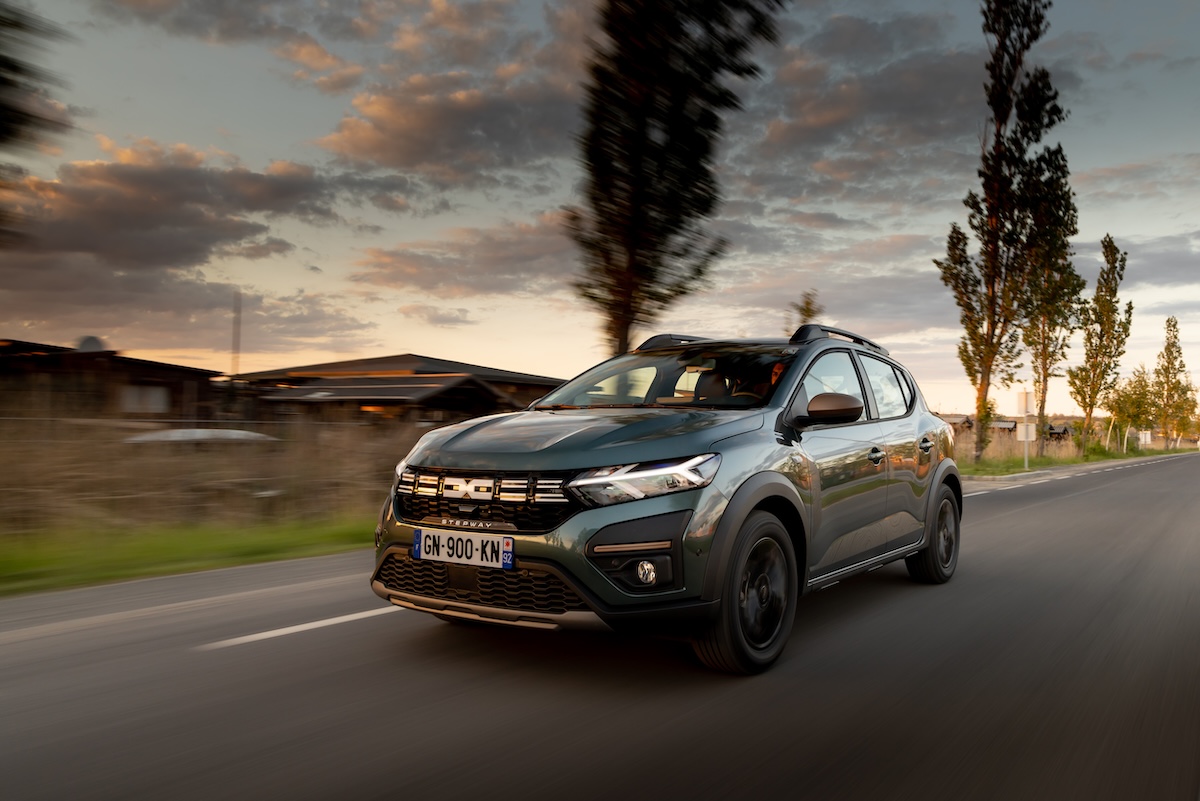 Dacia Sandero Stepway 2025: il crossover urbano dallo spirito avventuroso