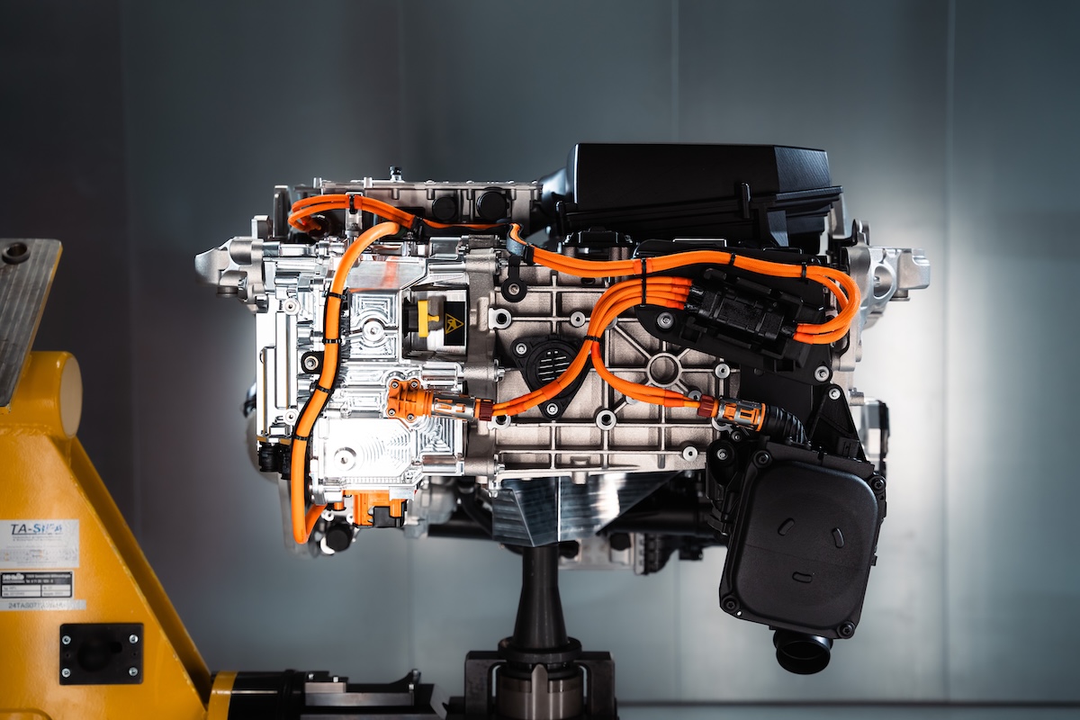 BMW sceglie Steyr: dal 2028 inizia la produzione in serie delle auto a idrogeno
