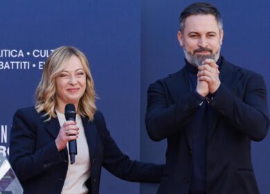 Meloni e il messaggio ai patrioti spagnoli di Vox: “Omicidio di Kirk? Non ci intimidiranno, lottiamo per la libertà”