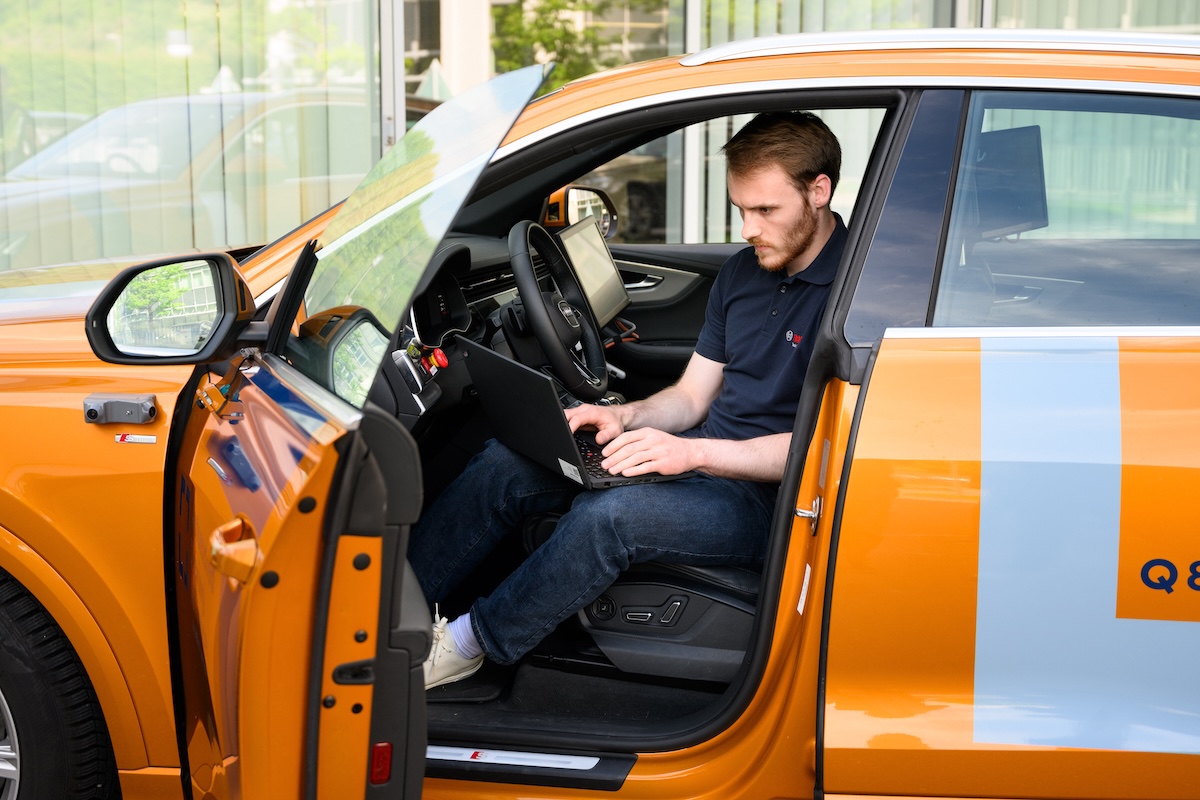 Bosch unisce hardware e software per auto connesse e sicure