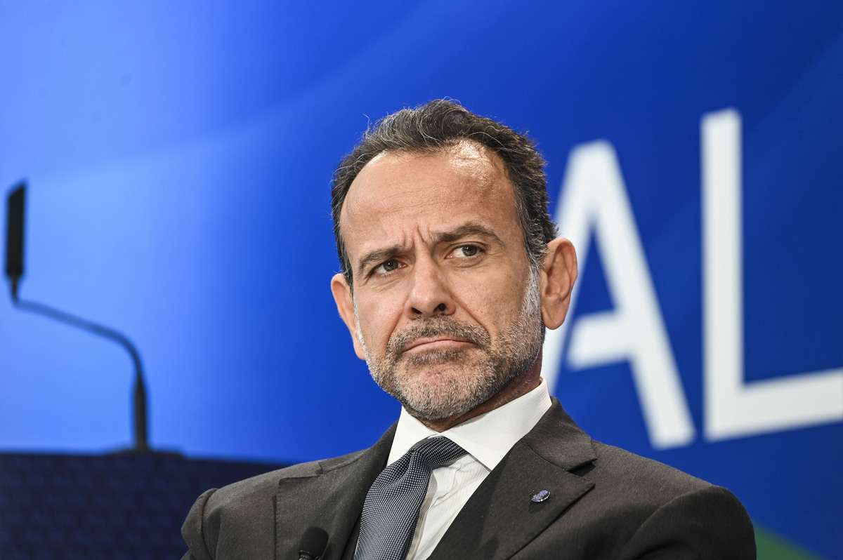 Calabria, Minenna: “Bilanci ora tutti certificati e conti in ordine. Il Ponte sullo Stretto? Volano per lo sviluppo” Calabria, Minenna: “Bilanci ora tutti certificati e conti in ordine. Il Ponte sullo Stretto? Volano per lo sviluppo”