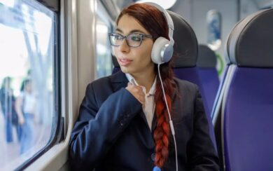 Trenord sbarca su Spotify con “Relazioni”: il podcast sulle parole del viaggio