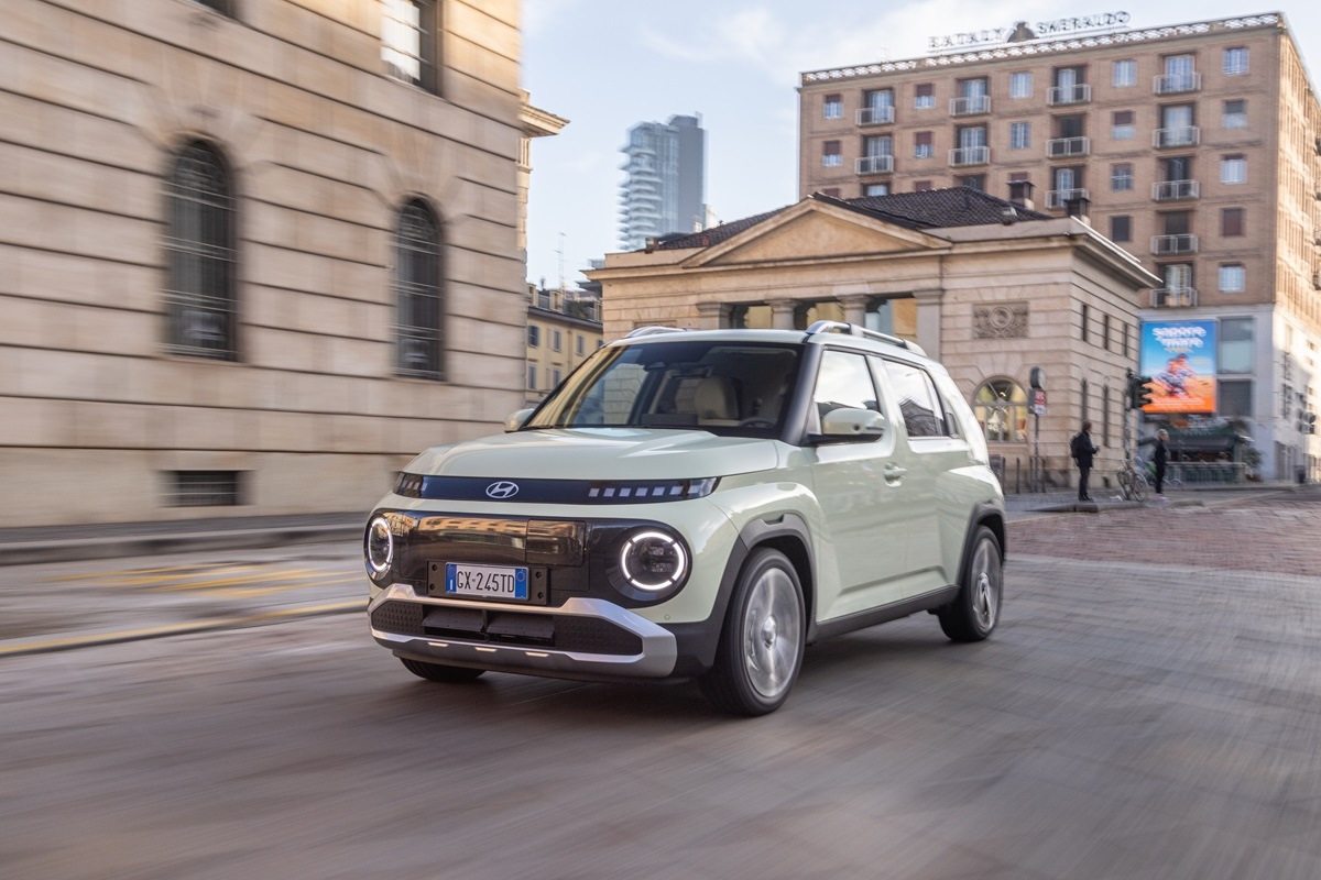 Hyundai INSTER: city-SUV elettrico, ADAS di Livello 2 di serie Hyundai INSTER: city-SUV elettrico, ADAS di Livello 2 di serie