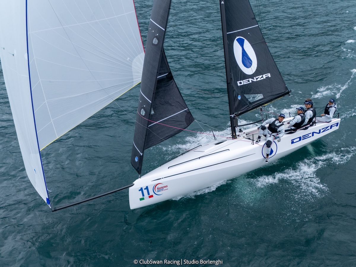 DENZA Z9GT debutta alla Swan Tuscany Challenge 2025 DENZA Z9GT debutta alla Swan Tuscany Challenge 2025