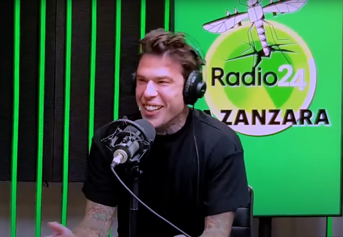 Fedez torna a La Zanzara: “Kirk? Si confrontava con un metodo democratico, la sinistra non ha i coglioni per farlo” Fedez torna a La Zanzara: “Kirk? Si confrontava con un metodo democratico, la sinistra non ha i coglioni per farlo”