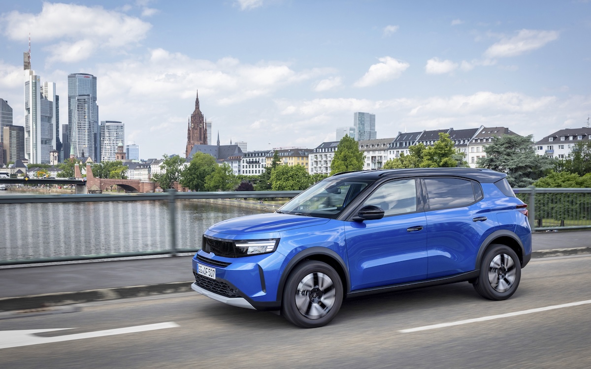 Opel Frontera: il SUV 7 posti che unisce spazio e comfort Opel Frontera: il SUV 7 posti che unisce spazio e comfort