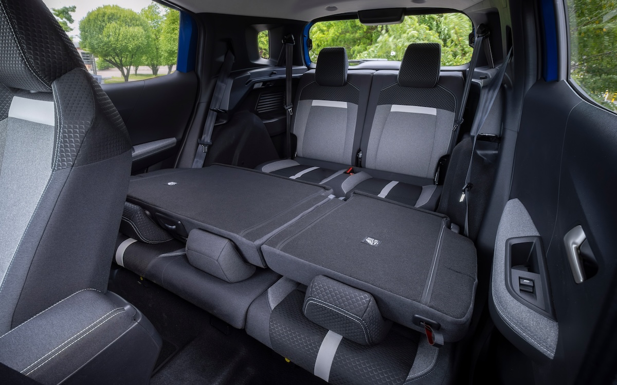 Opel Frontera: il SUV 7 posti che unisce spazio e comfort Opel Frontera: il SUV 7 posti che unisce spazio e comfort