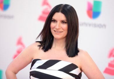 A Laura Pausini il prestigioso “Billboard Icon Award”. Poi svela: “Non avevo più un euro. Un giorno racconterò tutto”