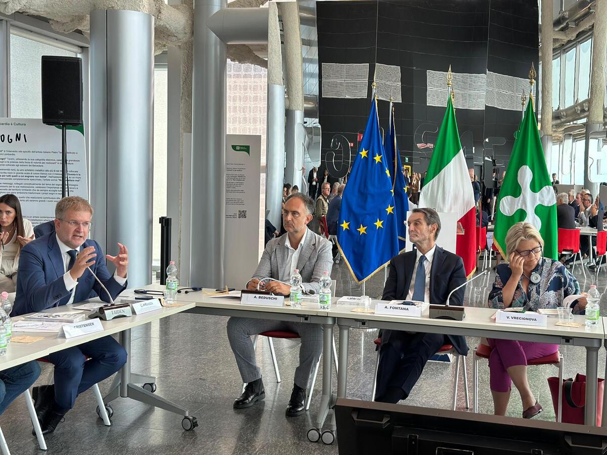 Agricoltura: conclusa la visita in della Commissione Agricoltura del Parlamento Ue in Pianura Padana Agricoltura: conclusa la visita in della Commissione Agricoltura del Parlamento Ue in Pianura Padana