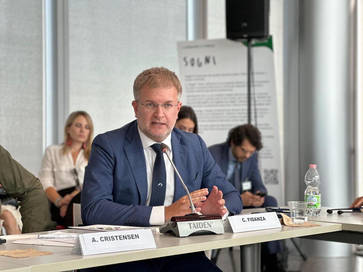 Agricoltura: conclusa la visita in della Commissione Agricoltura del Parlamento Ue in Pianura Padana Agricoltura: conclusa la visita in della Commissione Agricoltura del Parlamento Ue in Pianura Padana