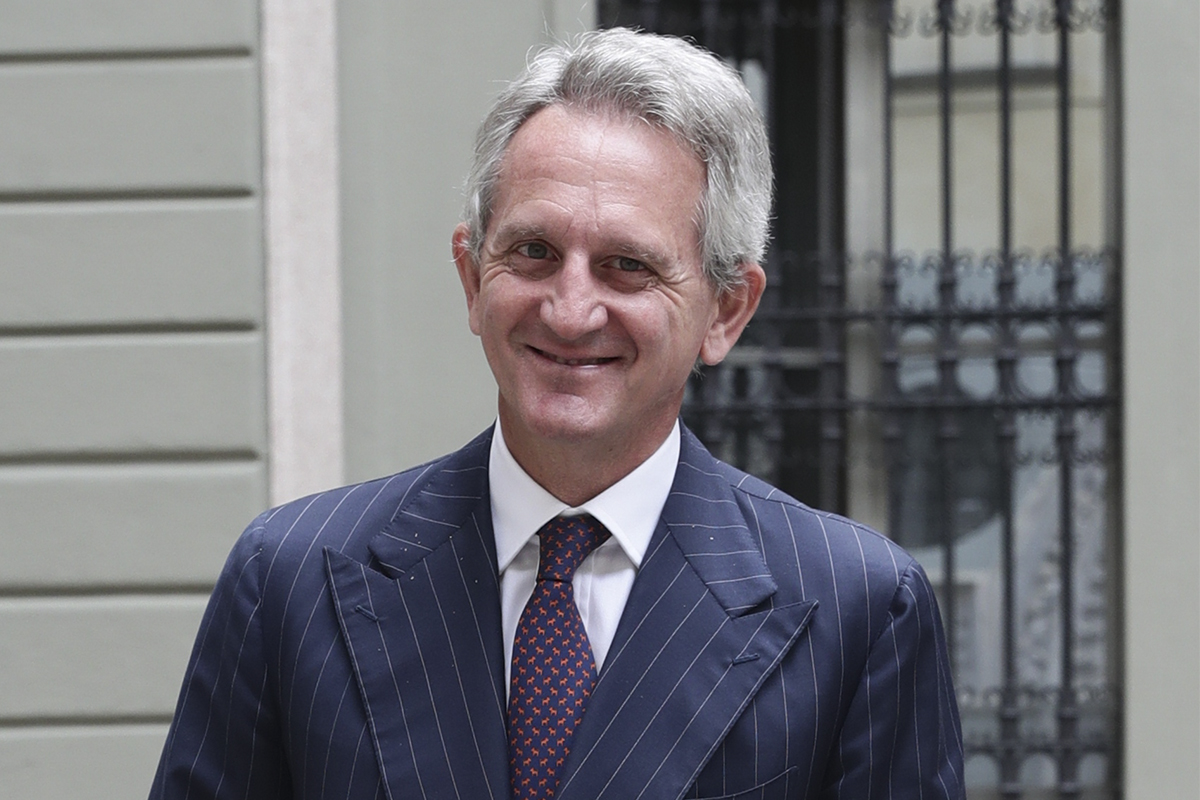 Galleria foto 'Mediobanca, Nagel si dimette da Ceo e scrive ai dipendenti: “Un privilegio lavorare con voi, ora vi attendono nuove sfide”. SCARICA la lettera integrale' - foto 1