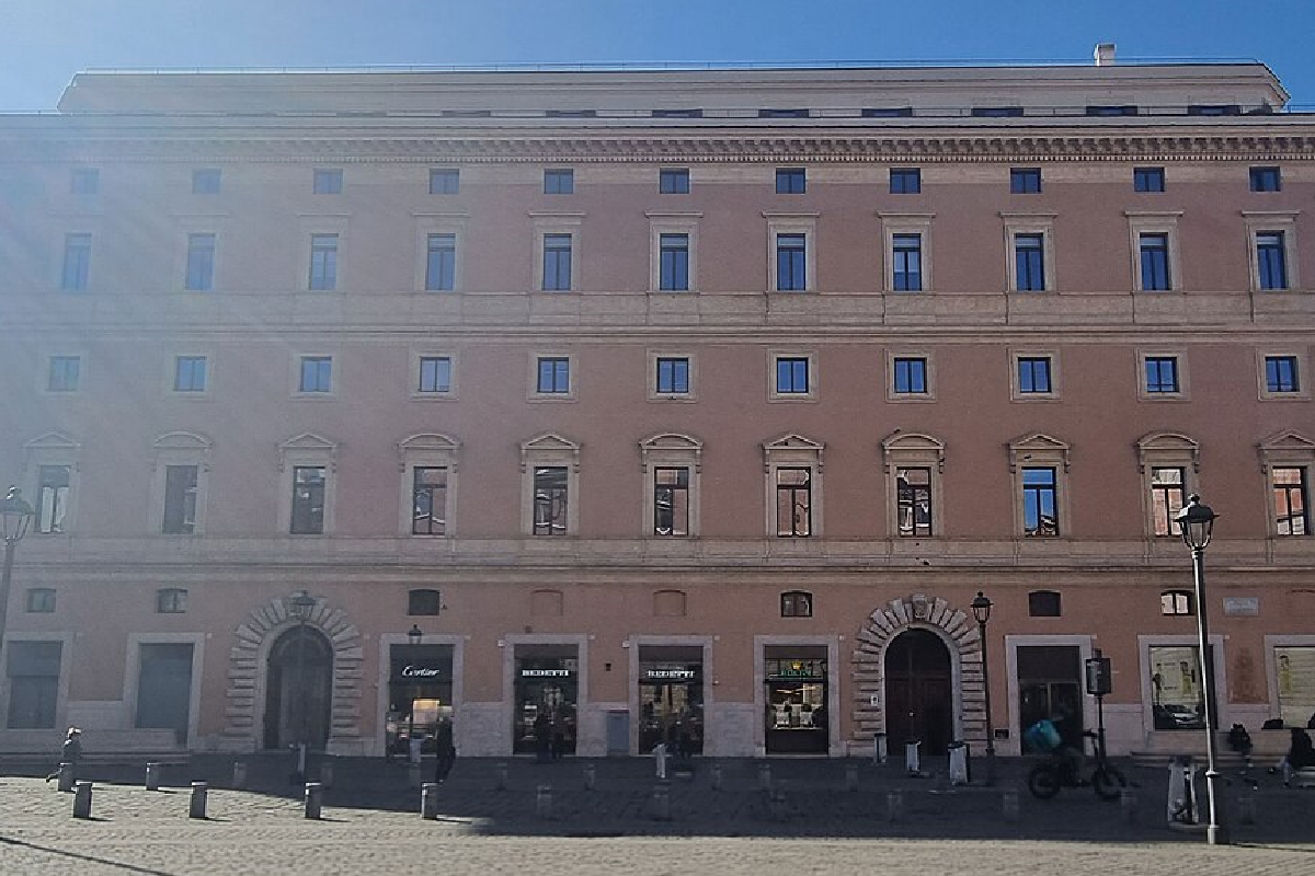 Mundys, Fitch migliora il rating a ‘BB+’ con outlook stabile e riconosce la solidità del Gruppo Mundys, Fitch migliora il rating a ‘BB+’ con outlook stabile e riconosce la solidità del Gruppo