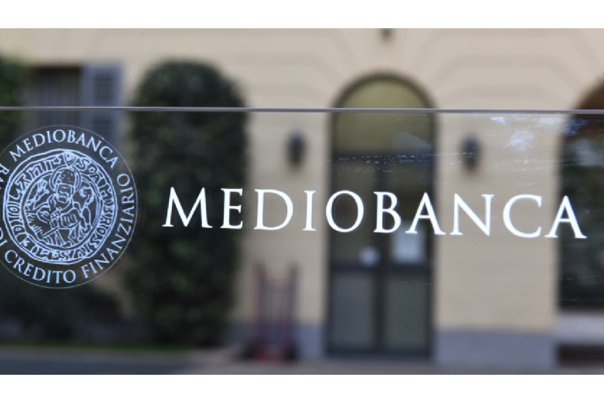 Dai vertici Mediobanca 1,6 milioni azioni all’opas Mps. Giorgetti: “Abbiamo votato a favore perchè è un’operazione positiva” Dai vertici Mediobanca 1,6 milioni azioni all’opas Mps. Giorgetti: “Abbiamo votato a favore perchè è un’operazione positiva”