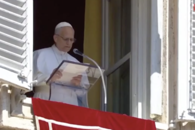 Papa Leone XIV all’Angelus: “Non c’è futuro basato sulla violenza e sulla vendetta”. VIDEO