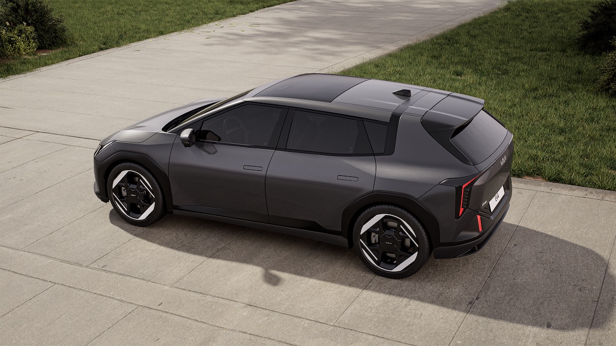 Kia EV4: la berlina elettrica E-GMP, 625 km e ricarica in 31’ Kia EV4: la berlina elettrica E-GMP, 625 km e ricarica in 31’