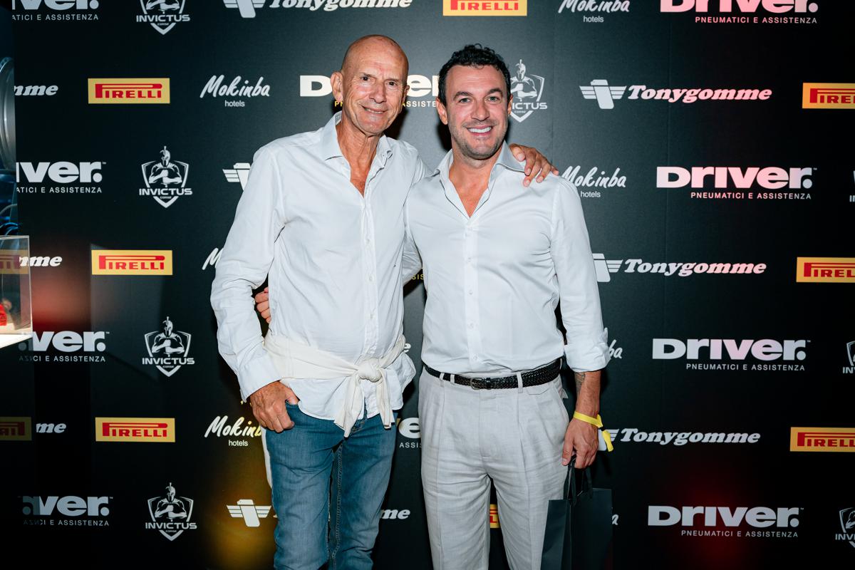Donadoni, Boldi, Danilo D’Ambrosio e… il party milanese con le stelle dello sport e dello spettacolo / Le foto Donadoni, Boldi, Danilo D’Ambrosio e… il party milanese con le stelle dello sport e dello spettacolo / Le foto