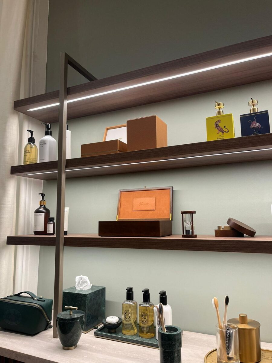 Nasce La Bottega Collective, polo dell’hospitality di lusso. Three Hills: “Italia mercato chiave”. Ruffini (Moncler): “Volevamo esserci, ma nessuna sinergia con Langosteria o The Attico” Nasce La Bottega Collective, polo dell’hospitality di lusso. Three Hills: “Italia mercato chiave”. Ruffini (Moncler): “Volevamo esserci, ma nessuna sinergia con Langosteria o The Attico”
