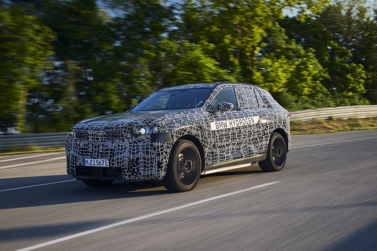 BMW iX5 Hydrogen e HyMoS: l’idrogeno entra in città BMW iX5 Hydrogen e HyMoS: l’idrogeno entra in città
