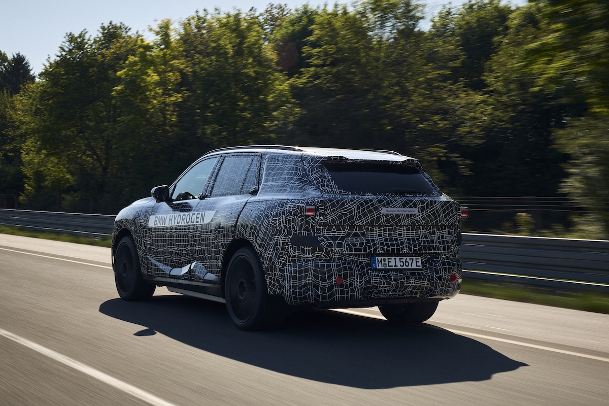BMW iX5 Hydrogen e HyMoS: l’idrogeno entra in città BMW iX5 Hydrogen e HyMoS: l’idrogeno entra in città