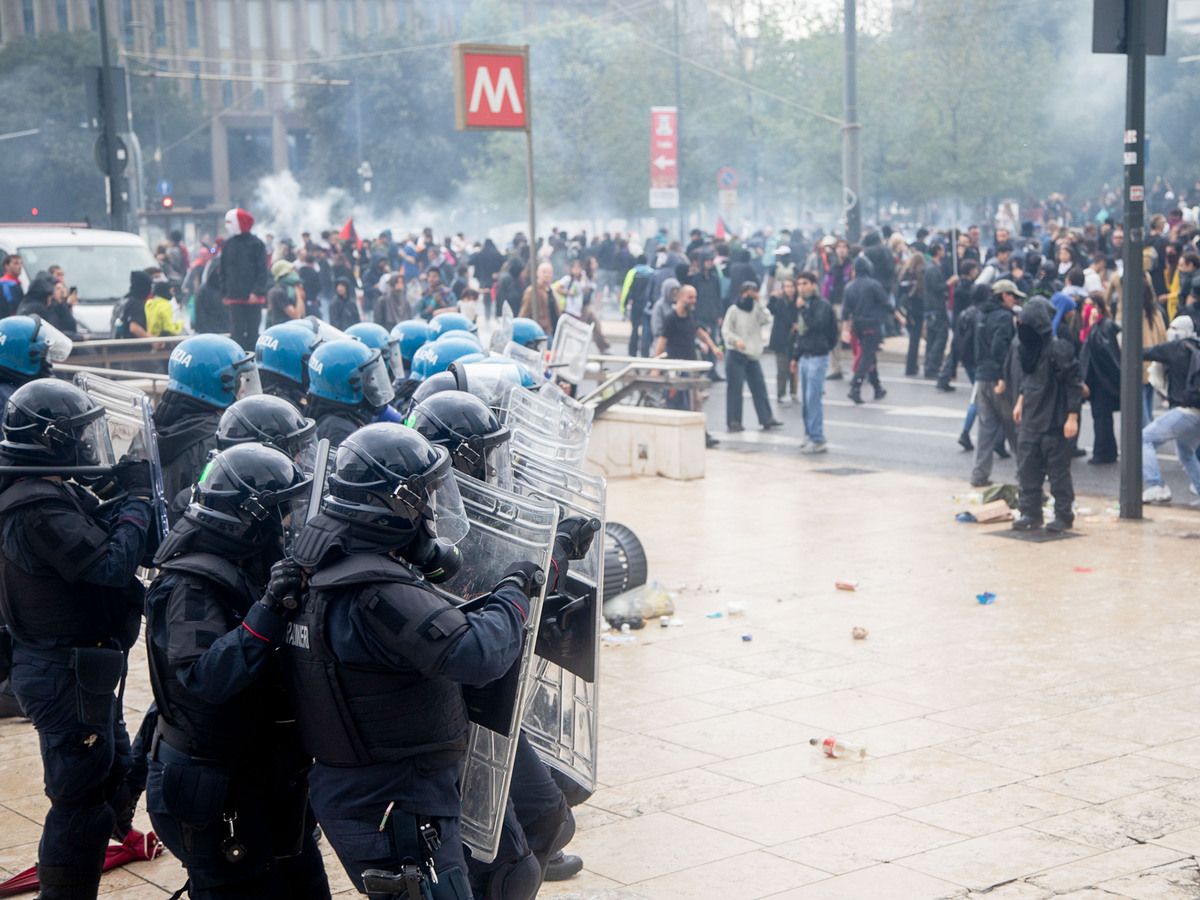 Guerriglia in Stazione Centrale, la Lega: “Sala inviti gli agenti feriti a Palazzo Marino” Guerriglia in Stazione Centrale, la Lega: “Sala inviti gli agenti feriti a Palazzo Marino”