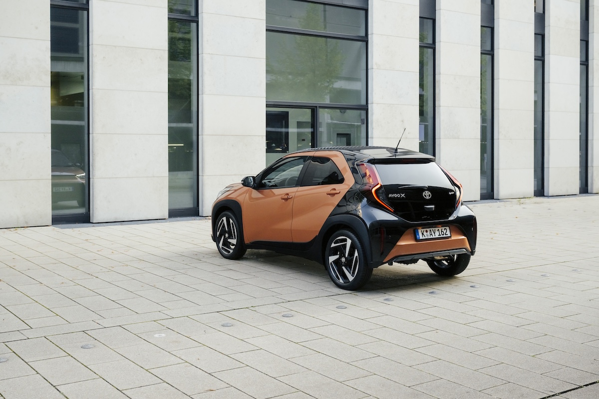 Nuova Toyota Aygo X: la primo full hybrid nel segmento A