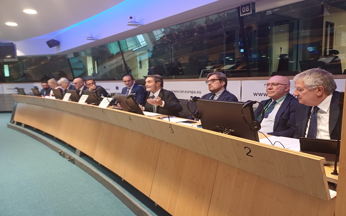 Lombardia, Fontana a Bruxelles: “Togliere alle Regioni la gestione dei fondi va contro ogni logica” Lombardia, Fontana a Bruxelles: “Togliere alle Regioni la gestione dei fondi va contro ogni logica”